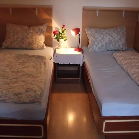 In With Sea View, Terrace, Air Conditioning, Wifi * Ika
