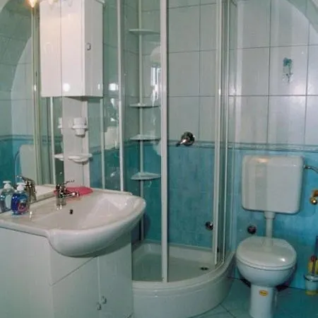 Apartment In With Sea View, Terrace, Air Conditioning, Wifi Ika